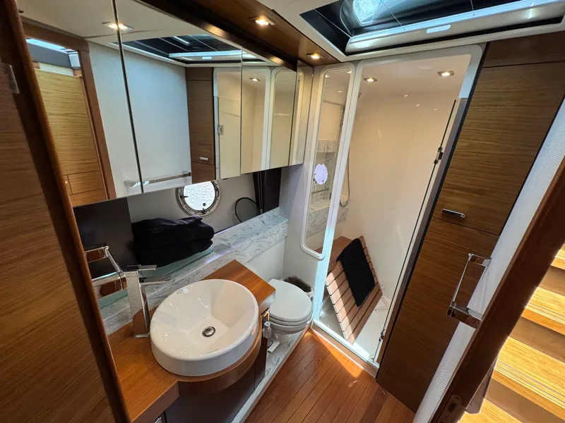 Slide: The Image of Tiara 53 Flybridge 2017 - 36