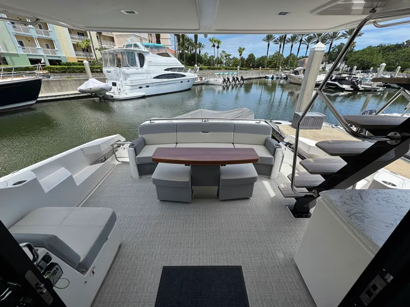 Slide: The Image of Tiara 53 Flybridge 2017 - 49