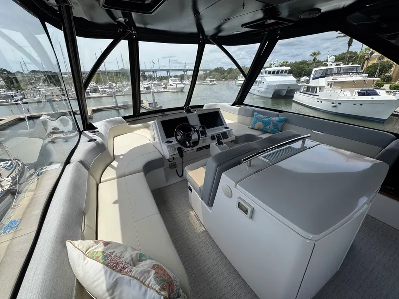 Slide: The Image of Tiara 53 Flybridge 2017 - 29
