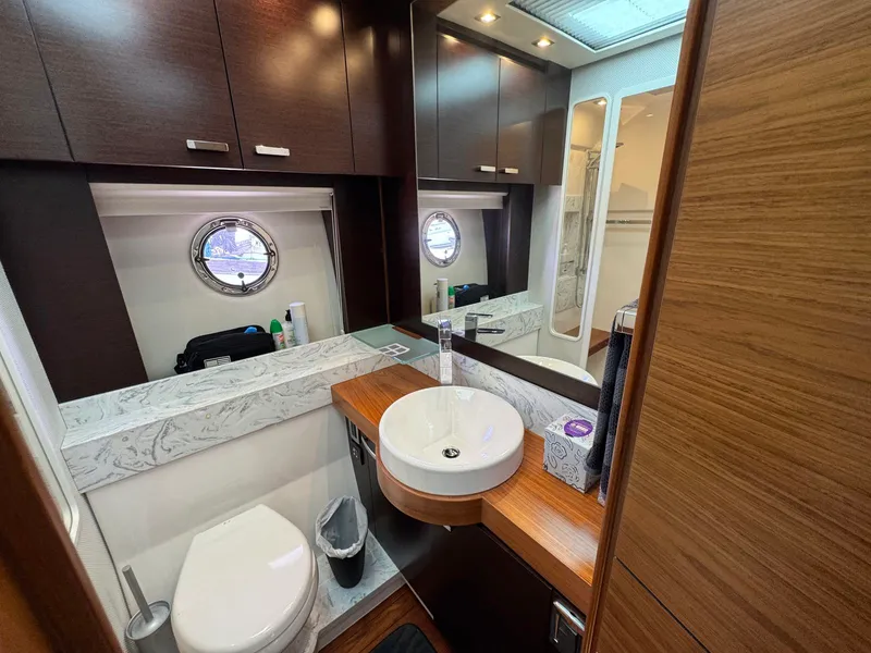 Slide: The Image of Tiara 53 Flybridge 2017 - 43