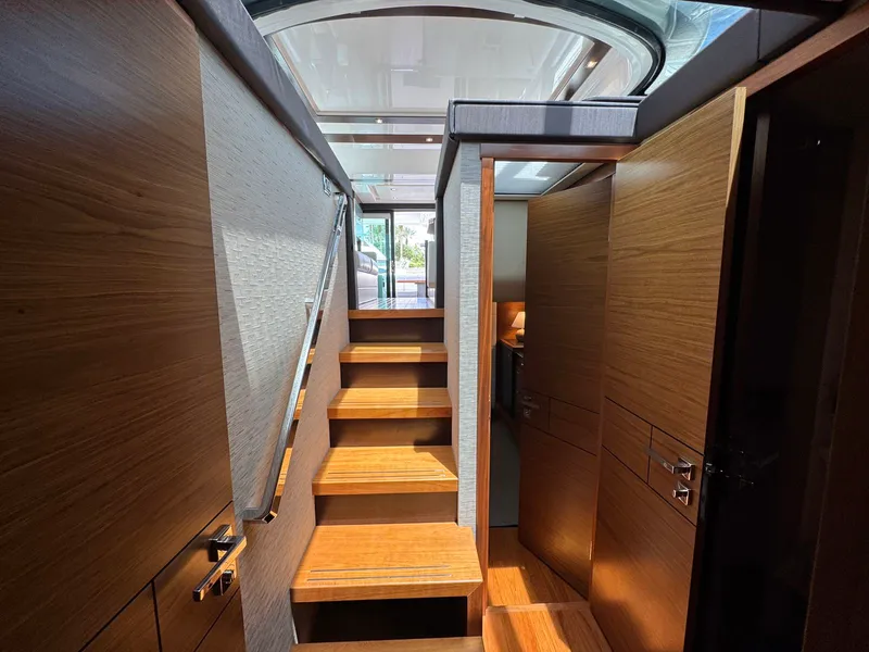 Slide: The Image of Tiara 53 Flybridge 2017 - 62