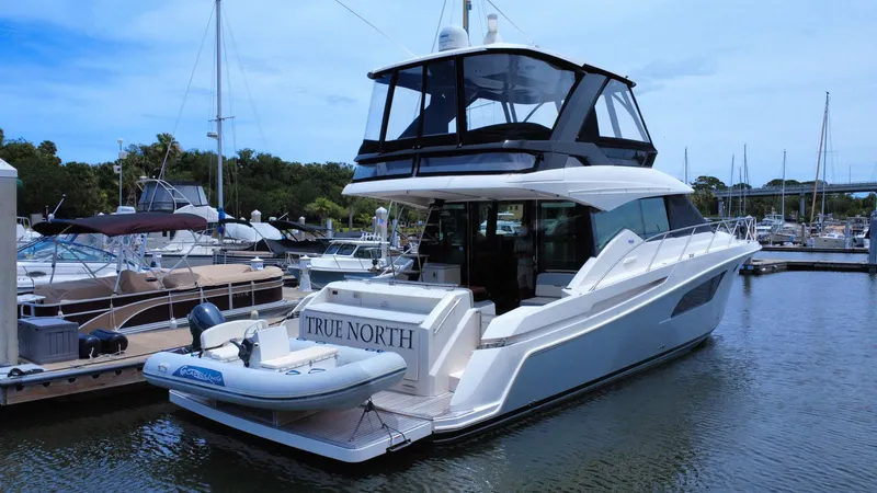 The Image of Tiara 53 Flybridge 2017 - 0