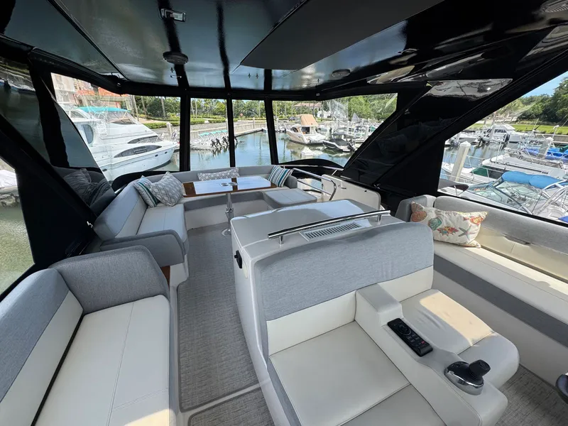 Slide: The Image of Tiara 53 Flybridge 2017 - 34