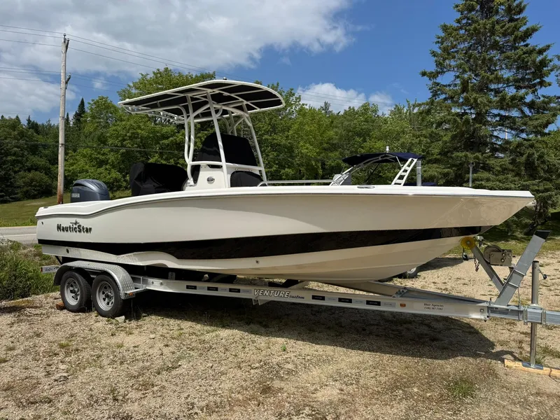 The Image of NauticStar 231 Hybrid 2024 - 0