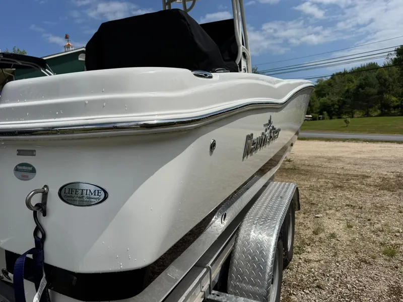 Slide: The Image of NauticStar 231 Hybrid 2024 - 45