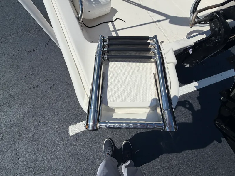 Slide: The Image of Boston Whaler 13 SUPER SPORT 2024 - 7