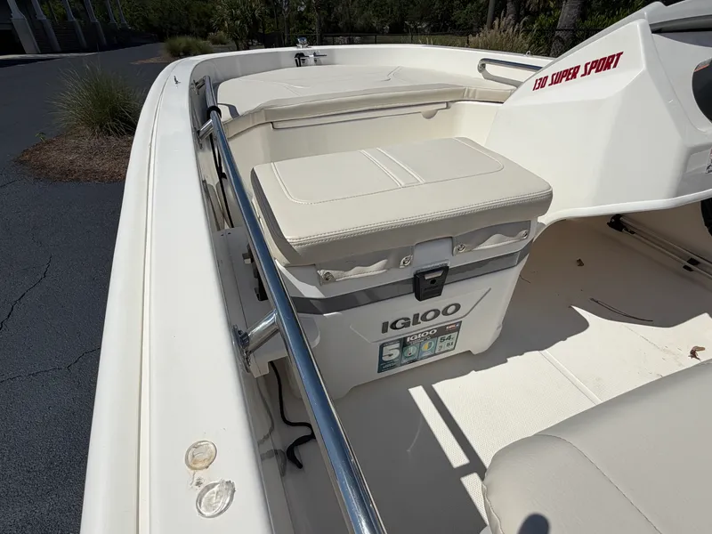 Slide: The Image of Boston Whaler 13 SUPER SPORT 2024 - 13