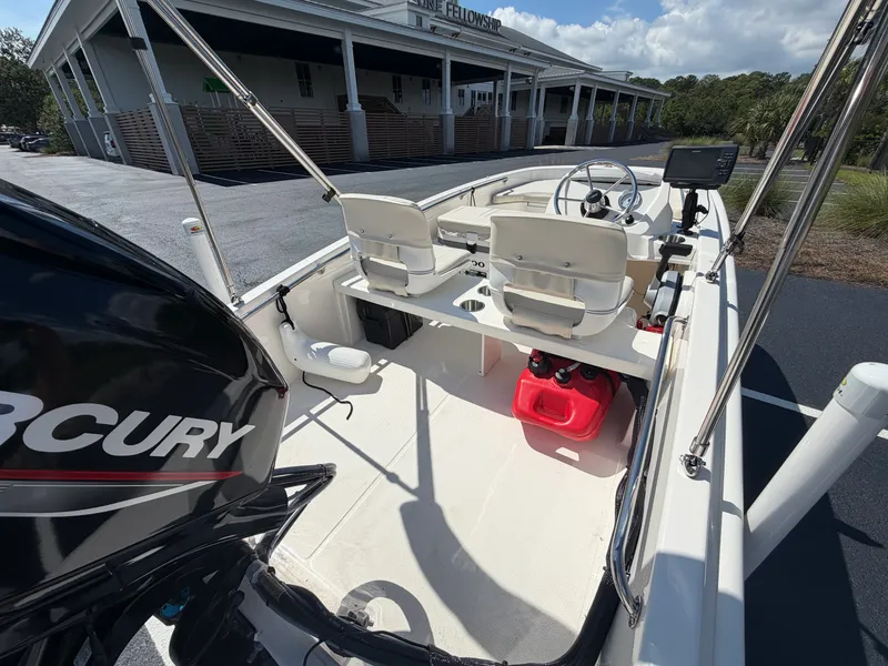 Slide: The Image of Boston Whaler 13 SUPER SPORT 2024 - 8