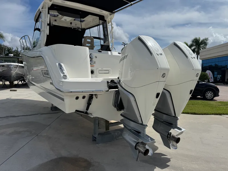 Slide: The Image of Boston Whaler 325 CONQUEST 2026 - 7