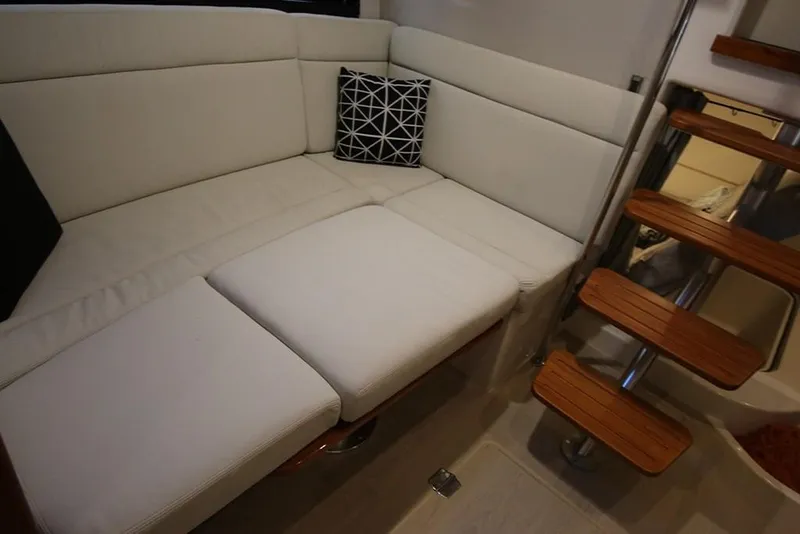 Slide: The Image of Boston Whaler 405 Conquest 2027 - 68