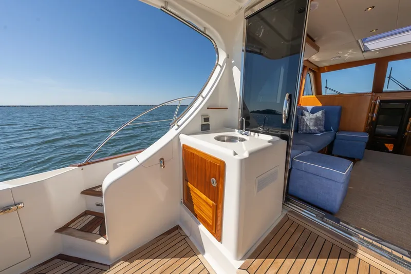 Slide: The Image of Grand Banks 50 Eastbay SX 2014 - 15