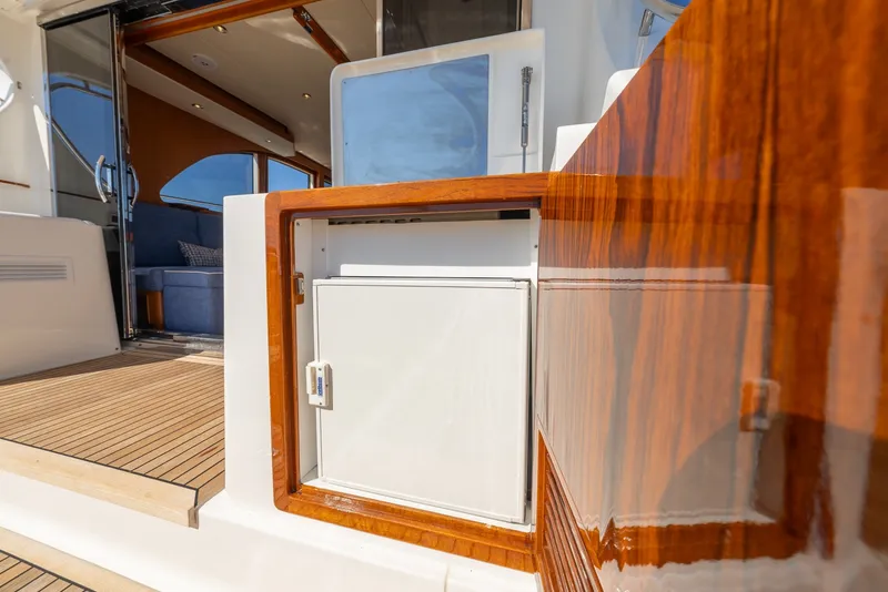 Slide: The Image of Grand Banks 50 Eastbay SX 2014 - 16