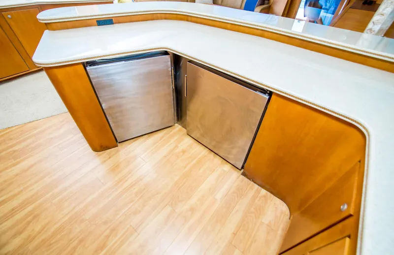 Slide: The Image of Donzi 65 Convertible 2003 - 14