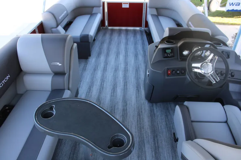 Slide: The Image of Bennington 20 S CRUISE 2025 - 15