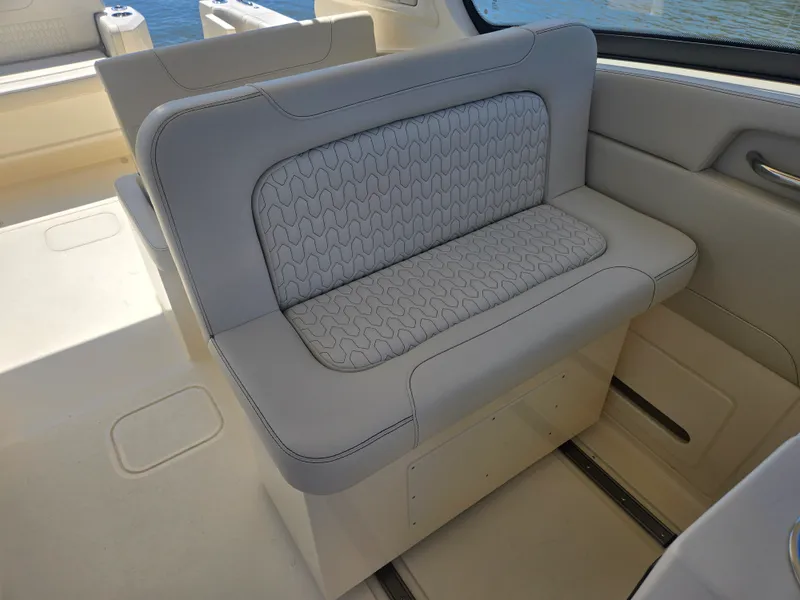 Slide: The Image of Scout 288 Dorado 2027 - 10
