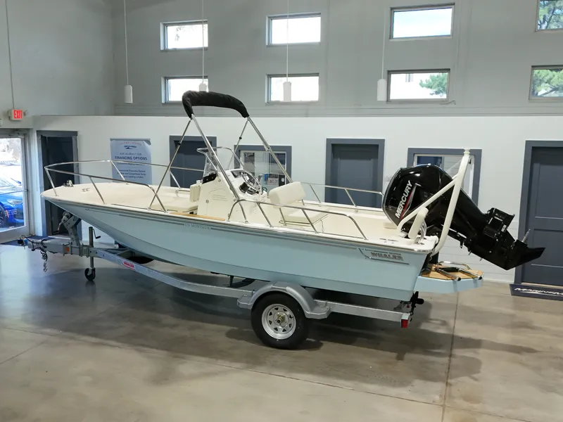 The Image of Boston Whaler 170 Montauk 2027 - 0