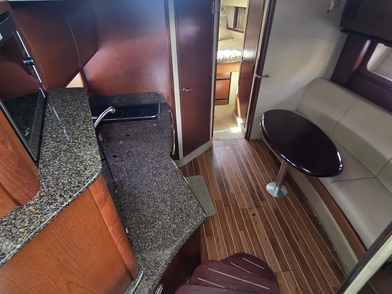 Slide: The Image of Sea Ray 38 Sundancer 2007 - 31