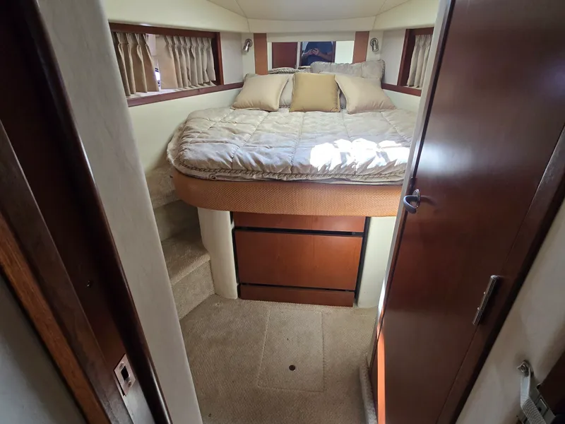 Slide: The Image of Sea Ray 38 Sundancer 2007 - 24