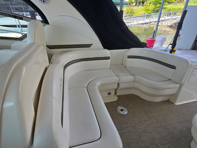 Slide: The Image of Sea Ray 38 Sundancer 2007 - 17