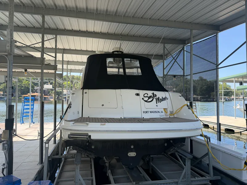 Slide: The Image of Sea Ray 38 Sundancer 2007 - 1
