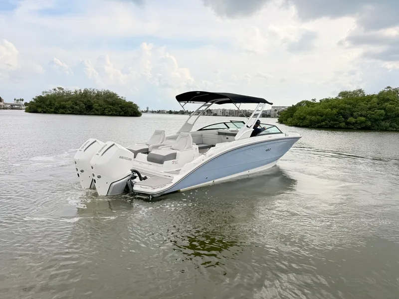 Slide: The Image of Sea Ray SDX 290 Outboard 2027 - 14