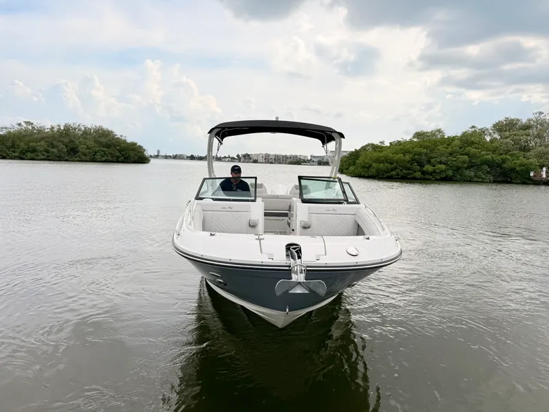 Slide: The Image of Sea Ray SDX 290 Outboard 2027 - 6