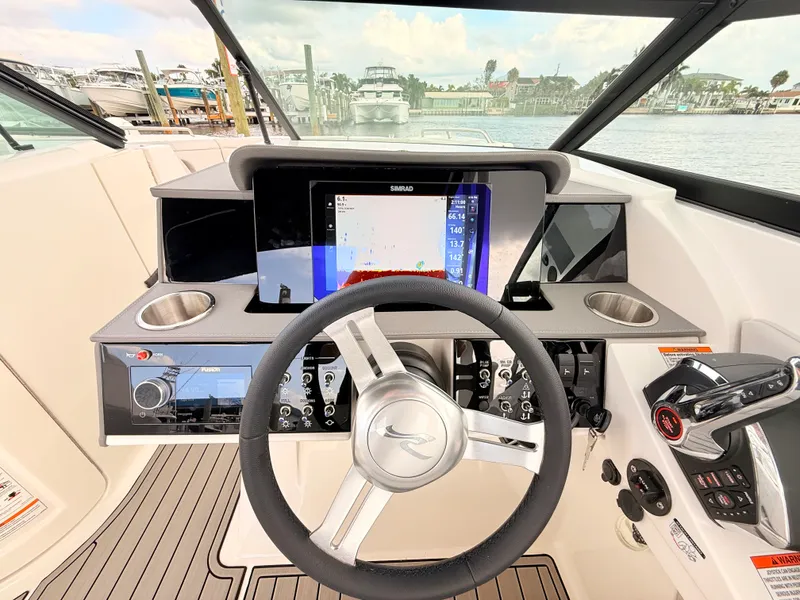 Slide: The Image of Sea Ray SDX 290 Outboard 2027 - 62