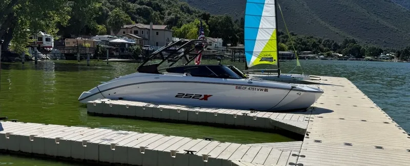 Slide: The Image of Yamaha 252XE 2022 - 3