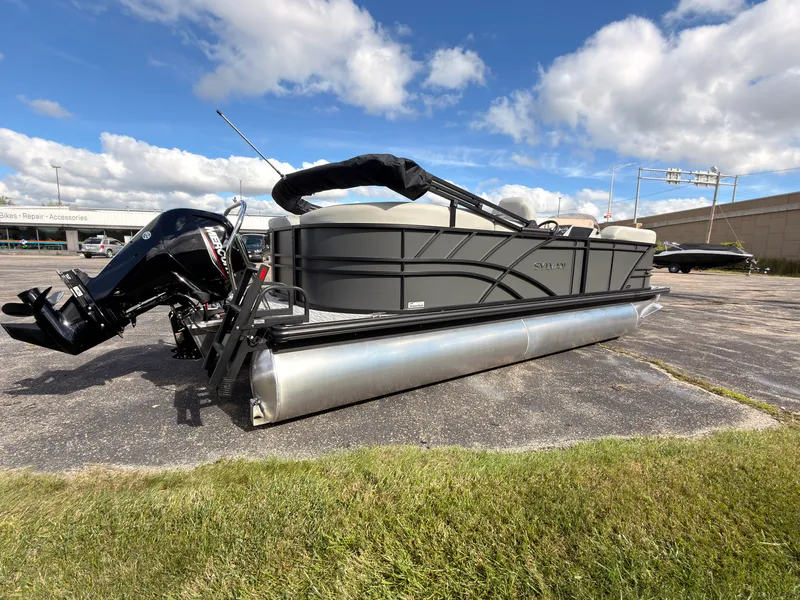 Slide: The Image of Sylvan MIRAGE 822 LZ 2027 - 6