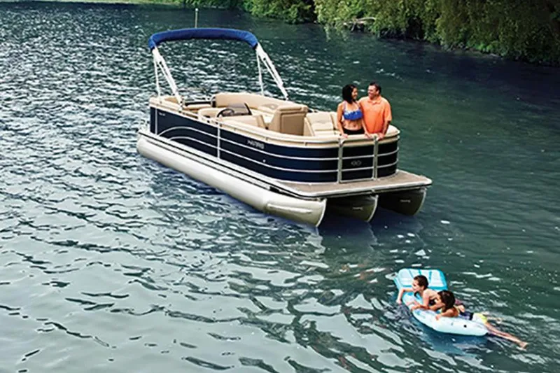 Slide: The Image of Harris Cruiser 250 2021 - 0