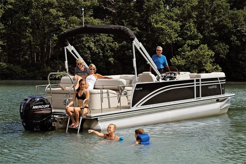 Slide: The Image of Harris Cruiser 250 2021 - 13