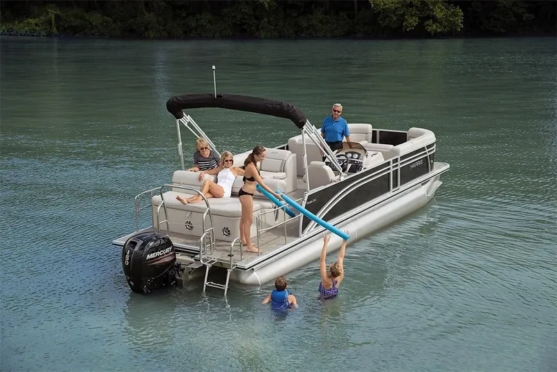 Slide: The Image of Harris Cruiser 250 2021 - 4
