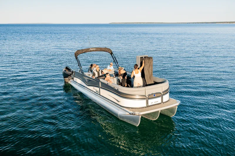 Slide: The Image of Premier 270 Intrigue 2024 - 35