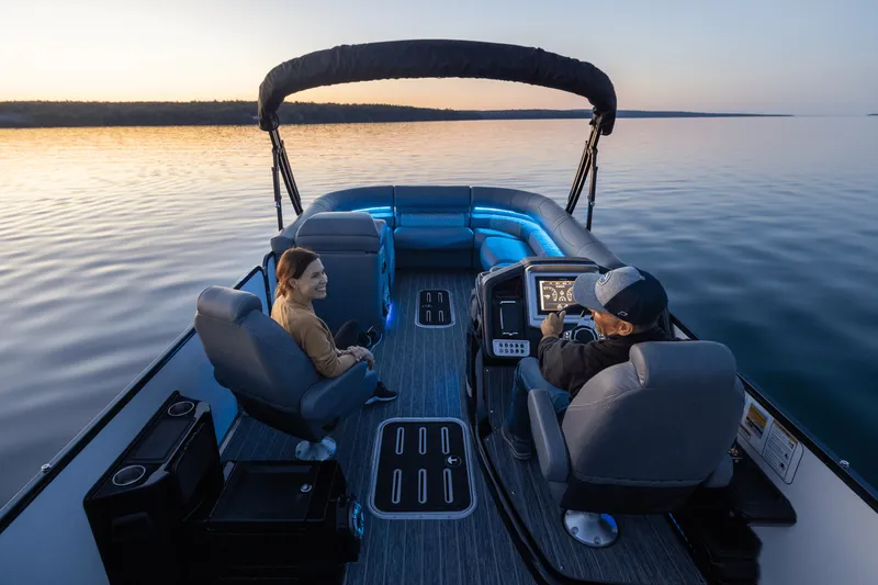 Slide: The Image of Premier 270 Intrigue 2024 - 10