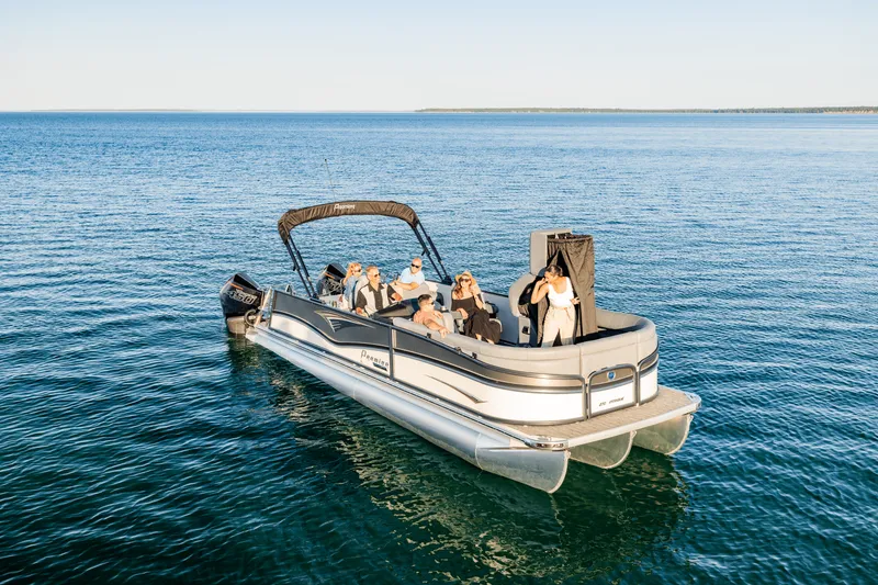 Slide: The Image of Premier 270 Intrigue 2024 - 3