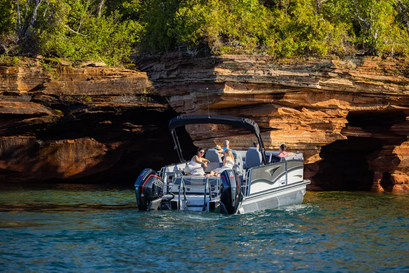 Slide: The Image of Premier 270 Intrigue 2024 - 27