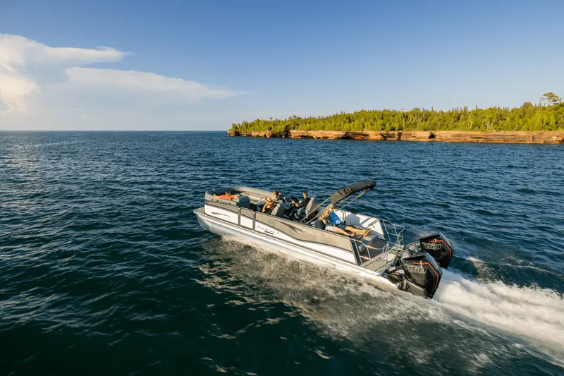 Slide: The Image of Premier 270 Intrigue 2024 - 28