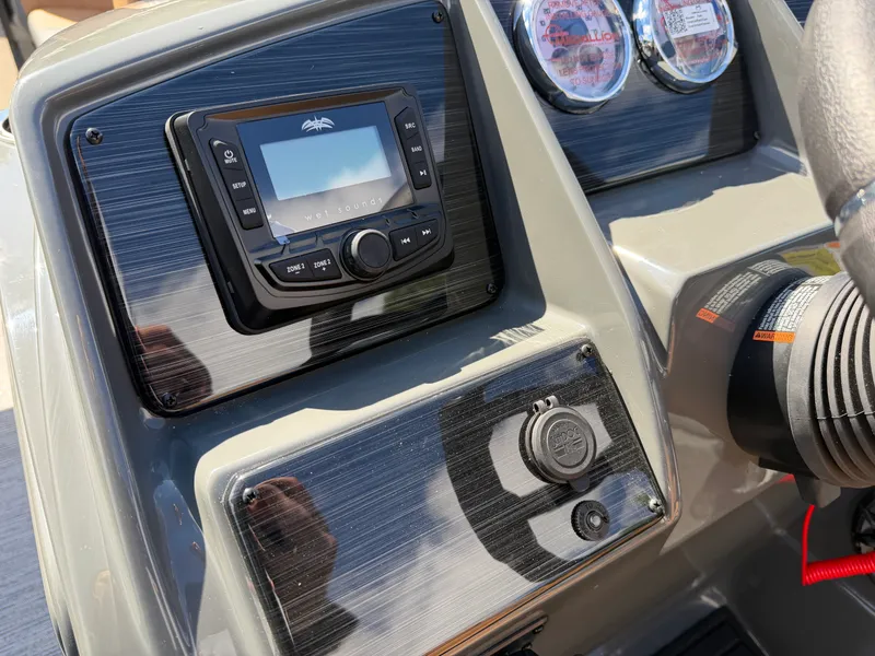 Slide: The Image of Sylvan Q-20 PARTY FISH 2027 - 15
