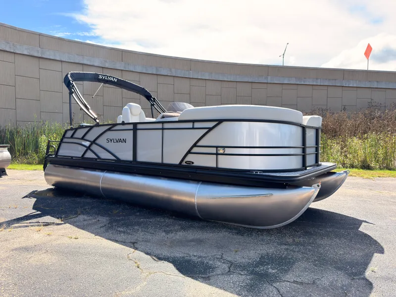 The Image of Sylvan MIRAGE 820 CLZ DH 2027 - 2