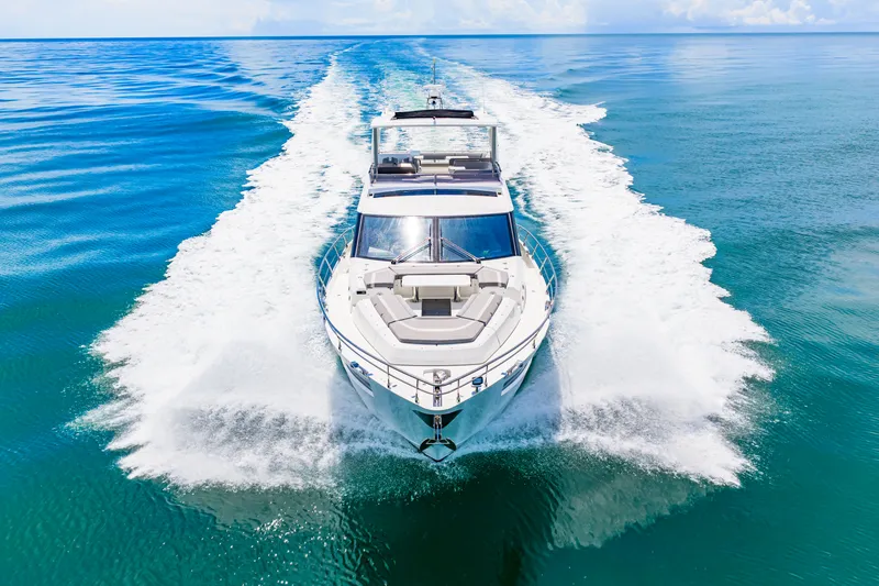 Slide: The Image of Galeon 680 FLY 2025 - 33
