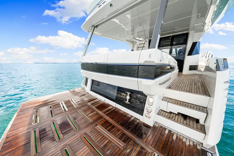 Slide: The Image of Galeon 680 FLY 2025 - 71