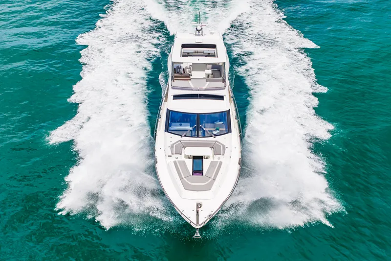 Slide: The Image of Galeon 680 FLY 2025 - 45