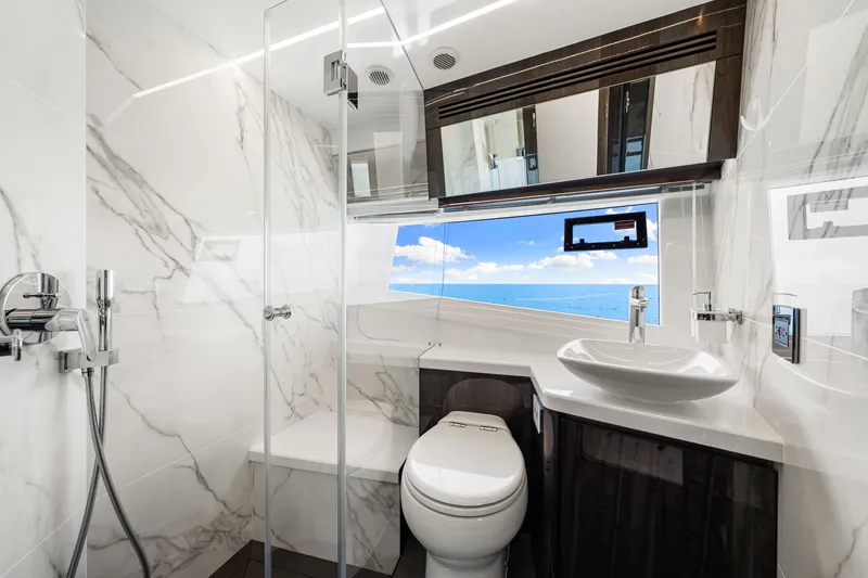 Slide: The Image of Galeon 680 FLY 2025 - 152