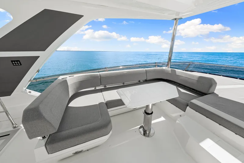 Slide: The Image of Galeon 680 FLY 2025 - 97