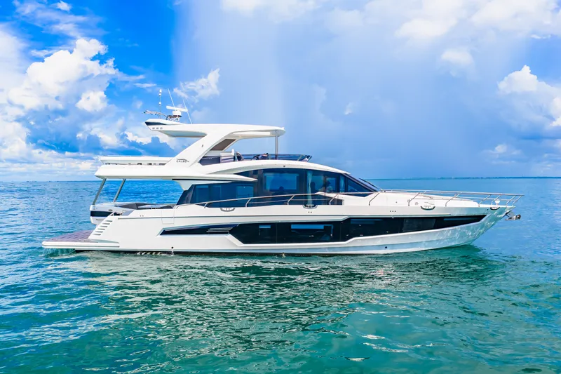 Slide: The Image of Galeon 680 FLY 2025 - 19