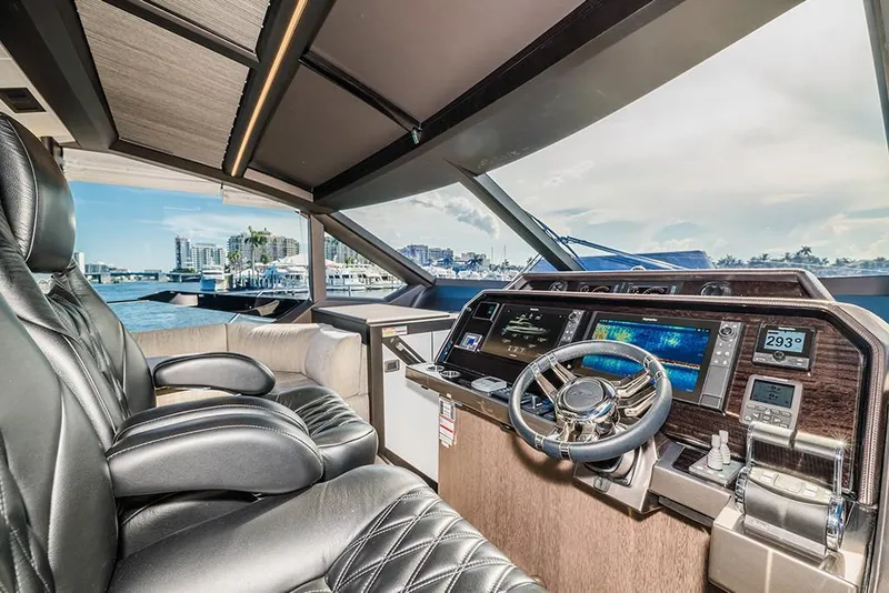 Slide: The Image of Galeon 680 FLY 2025 - 58