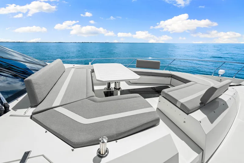 Slide: The Image of Galeon 680 FLY 2025 - 82