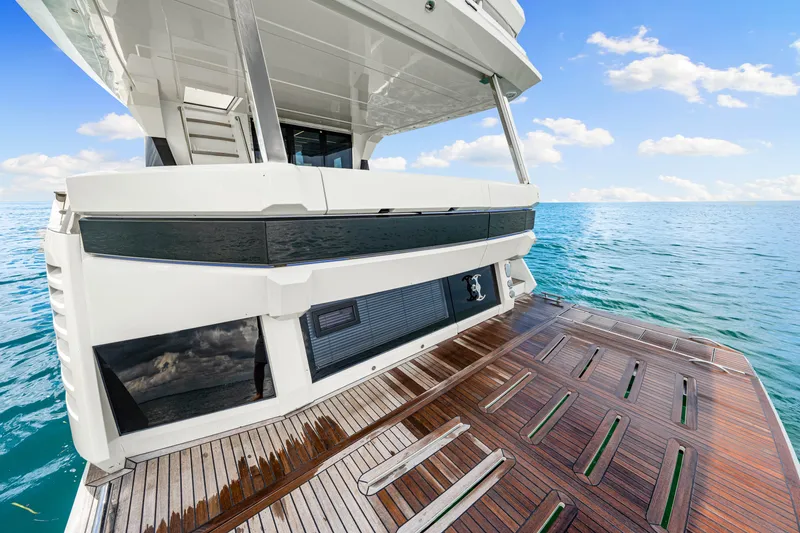 Slide: The Image of Galeon 680 FLY 2025 - 70