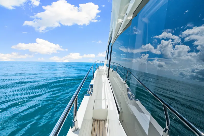Slide: The Image of Galeon 680 FLY 2025 - 78