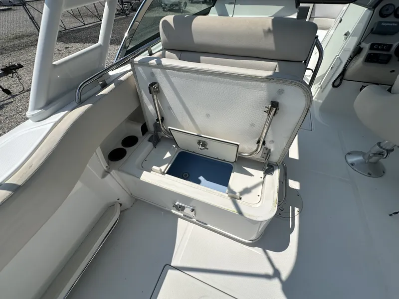 Slide: The Image of Boston Whaler 230 VANTAGE 2013 - 13